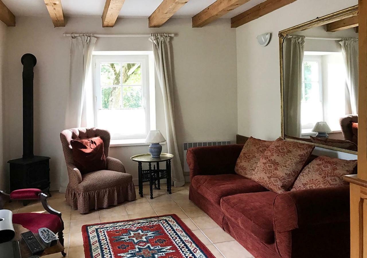 Val Rive - Le Pintadeau Cottage - Динан Екстериор снимка